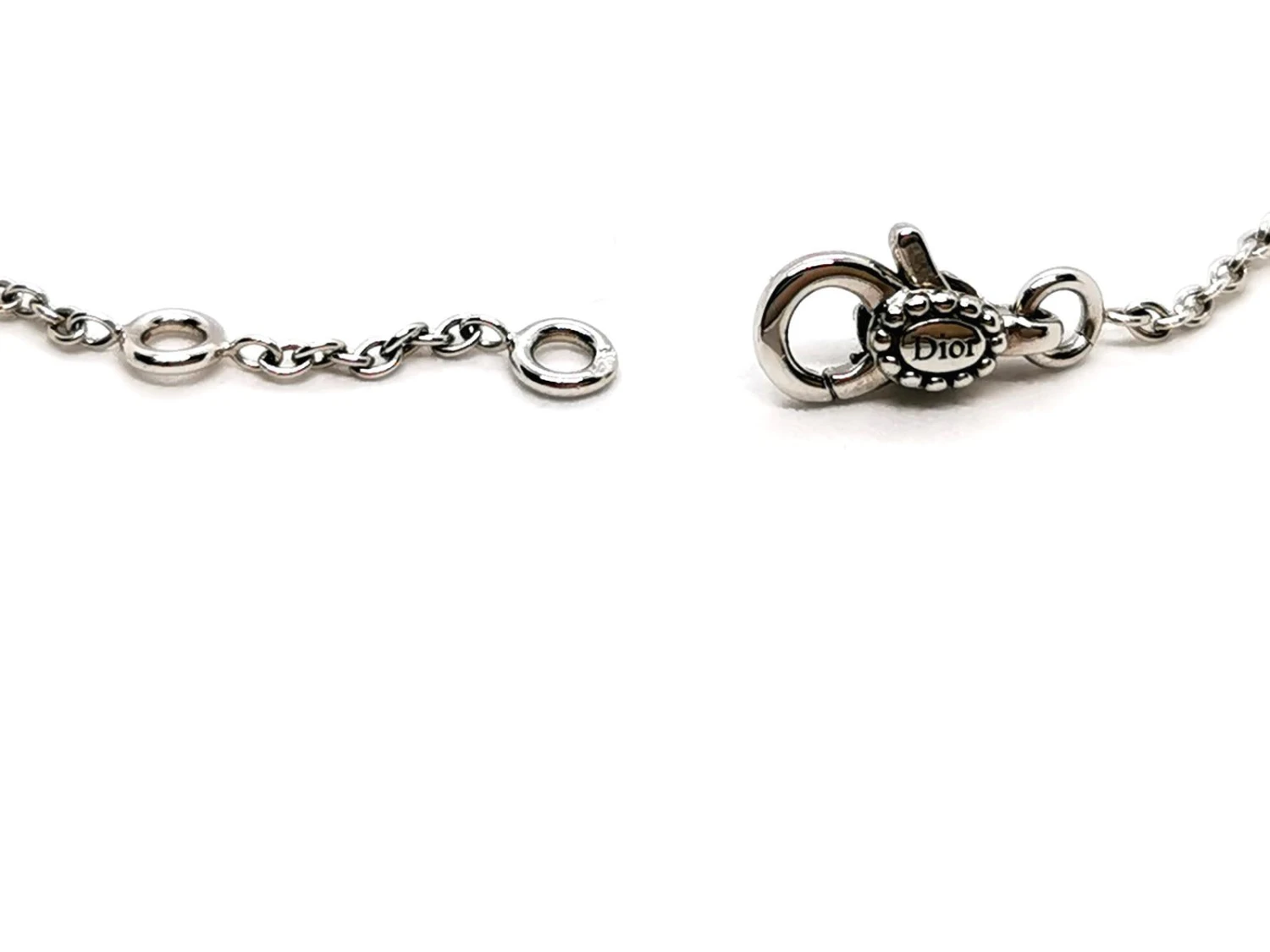 Bracelet DIOR "Rose Des Vents", Or Blanc, Nacre Et Diamant 10 Bracelet DIOR "Rose Des Vents", Or Blanc, Nacre Et Diamant – Image 10