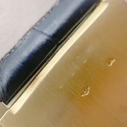 Miller Montre CARTIER "Tank Louis Cartier Extra Plate", Or Jaune Et Cuir -Castafiore Boutique MILLER Montre Cartier 22Tank Louis Cartier Extra Plate 22 or jaune 5 33901