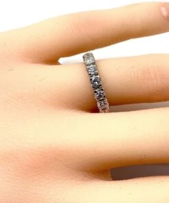 Alliance En Or Blanc 18 Carats Ornée De 16 Diamants : 1,80 Carat Environ -Castafiore Boutique alliance en or blanc 18 carats ornee de 16 diamants 180 carat environ 226235