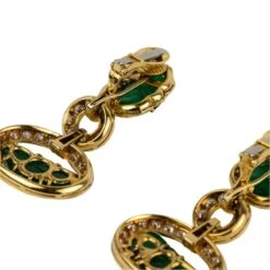 Boucles D'oreilles Pendantes DAVID WEBB Feuilles En Or Jaune, émeraudes Et Diamants -Castafiore Boutique avant premiere boucles doreilles pendantes david webb feuilles en or jaune emeraudes et diamants 737584