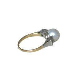 Bague Art Déco En Or Jaune, Perle Et Diamants 6 Bague Art Déco En Or Jaune, Perle Et Diamants -Castafiore Boutique bague art deco perle et diamants 460287