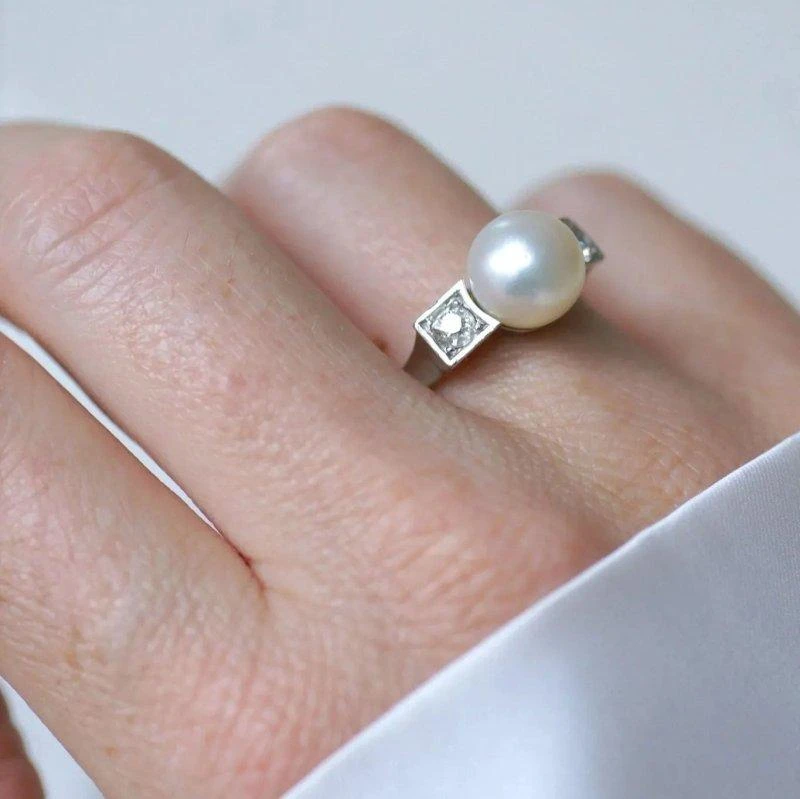 Bague Art Déco En Or Jaune, Perle Et Diamants 2 Bague Art Déco En Or Jaune, Perle Et Diamants – Image 2