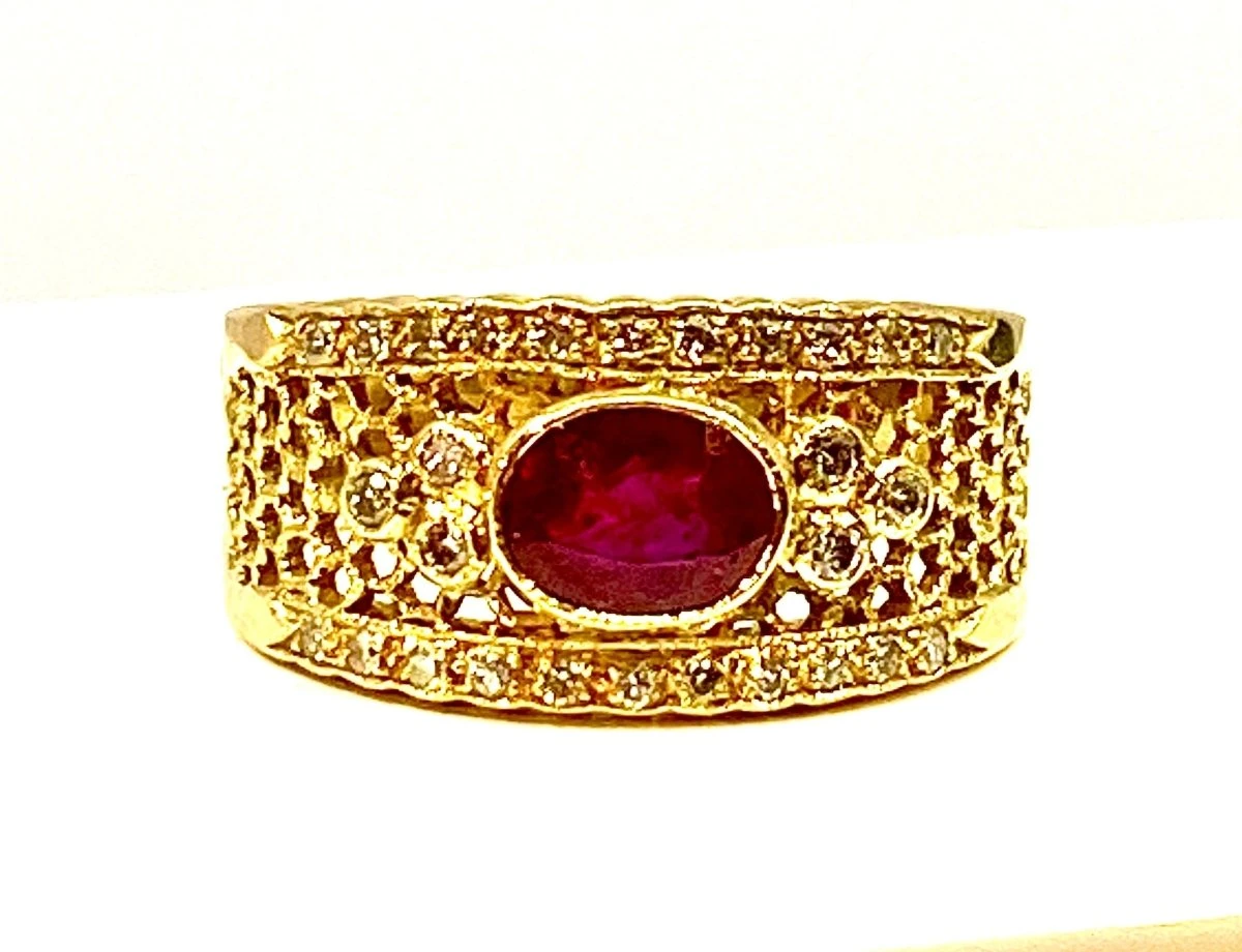 Bague Bandeau En Or Jaune 18 Carats En Rubis Et Diamants 1 Bague Bandeau En Or Jaune 18 Carats En Rubis Et Diamants