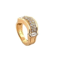 Bague Bandeau PIAGET En Or Jaune Et Diamants 10 Bague Bandeau PIAGET En Or Jaune Et Diamants -Castafiore Boutique bague bandeau piaget en or jaune et diamants 213223