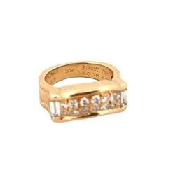 Bague Bandeau PIAGET En Or Jaune Et Diamants 8 Bague Bandeau PIAGET En Or Jaune Et Diamants -Castafiore Boutique bague bandeau piaget en or jaune et diamants 300277