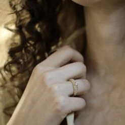 Bague BOUCHERON "Axelle" En Or Jaune Et Diamants -Castafiore Boutique bague boucheron axelle en or jaune et diamants 824313