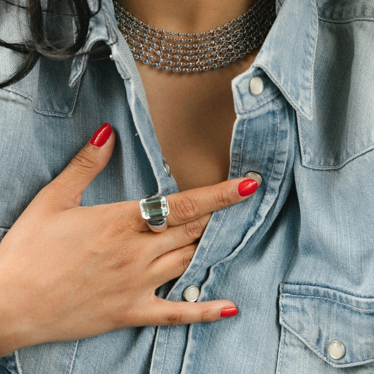 Bague Chevalière En Or Blanc Et Aigue-marine 2 Bague Chevalière En Or Blanc Et Aigue-marine – Image 2