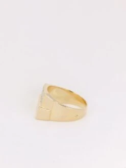 Bague Chevalière Vintage En Or Et Diamants 11 Bague Chevalière Vintage En Or Et Diamants -Castafiore Boutique bague chevaliere vintage en or et diamants 709419