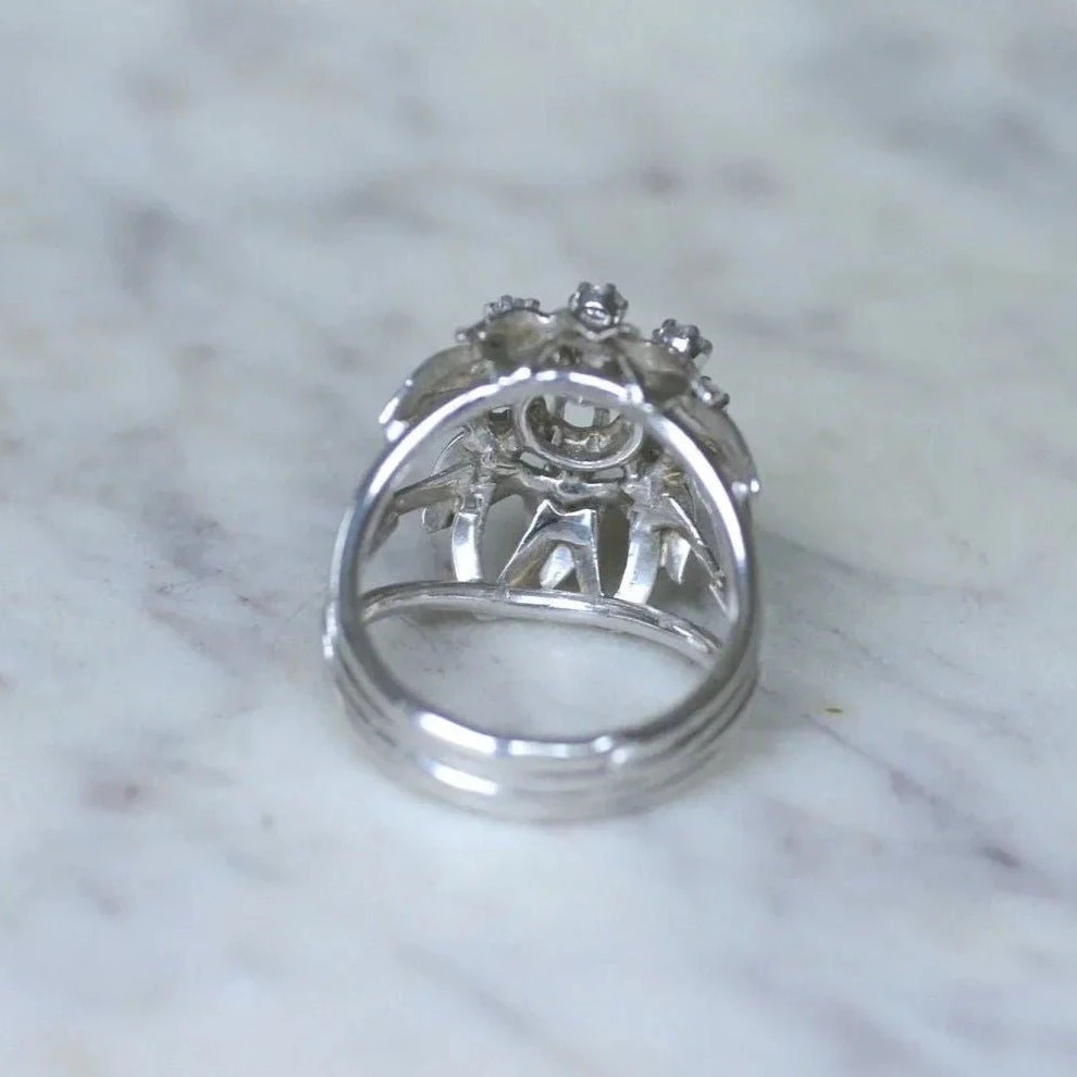 Bague Cocktail En Or Blanc, Platine, Et Diamants 5 Bague Cocktail En Or Blanc, Platine, Et Diamants – Image 5