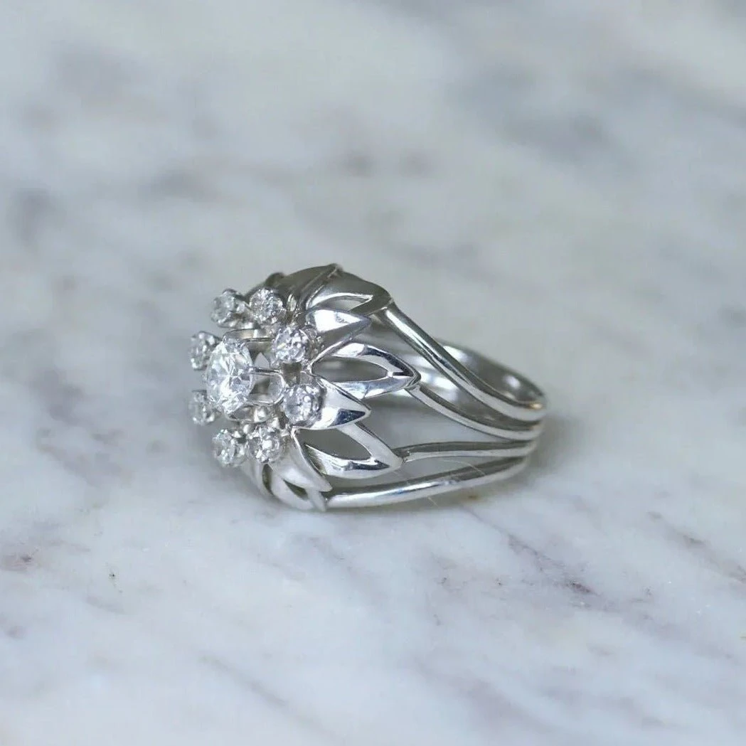 Bague Cocktail En Or Blanc, Platine, Et Diamants 6 Bague Cocktail En Or Blanc, Platine, Et Diamants – Image 6