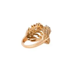 Bague Plume En Or Jaune Et Diamant -Castafiore Boutique bague en or jaune en forme de plume ornee dun solitaire 277535