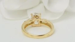 Bague En Or Jaune Et Diamant Coussin 2cts Certifié -Castafiore Boutique bague en or jaune et diamant coussin 2cts certifie 942761