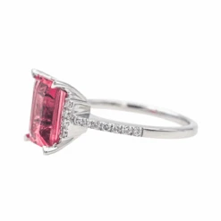 Bague Entourage En Or Blanc, Tourmaline Et Diamants -Castafiore Boutique bague entourage en or blanc tourmaline et diamants 6204382