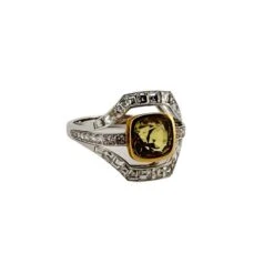 Bague En Or Blanc, Saphir Jaune, Et Diamant -Castafiore Boutique bague entourage en saphir jaune diamant et or blanc 920130