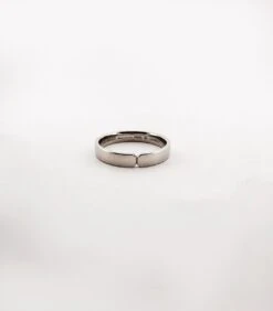 Bague HERMÈS "Ever Kelly" Grand Modèle En Platine 8 Bague HERMÈS "Ever Kelly" Grand Modèle En Platine -Castafiore Boutique bague hermes ever kelly grand modele en platine 941117