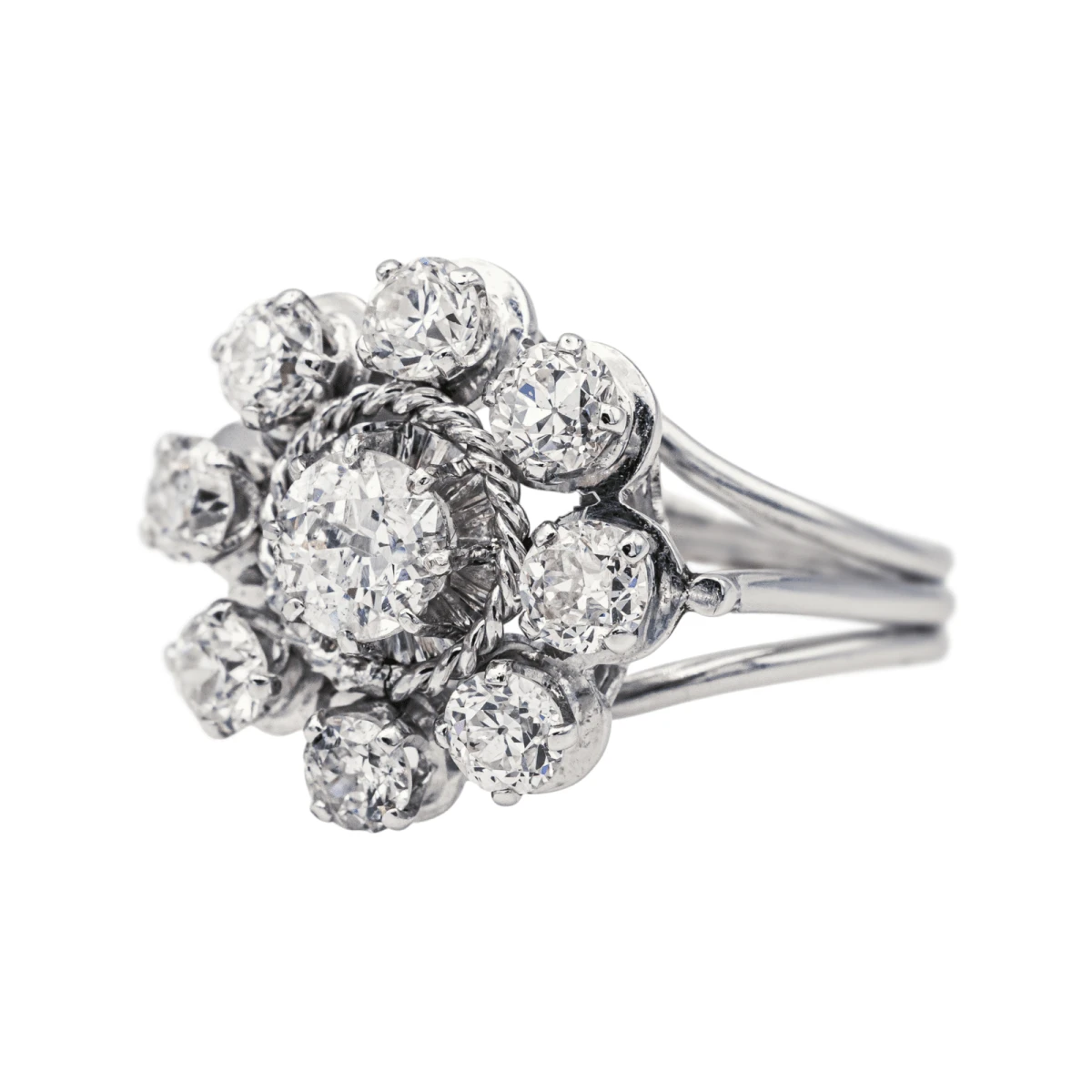 Bague Marguerite En Or Blanc Et Diamants 3 Bague Marguerite En Or Blanc Et Diamants – Image 3