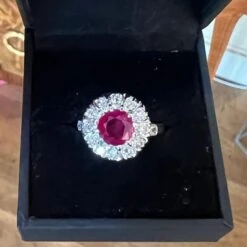 Bague Marguerite En Or Blanc, Rubis Et Diamant -Castafiore Boutique bague marguerite en or blanc rubis et diamant 308943