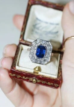 Bague Octogonale Saphir Et Diamants En Platine