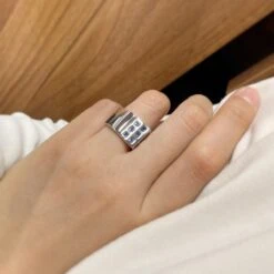 Bague Pyramide - DINH VAN -Castafiore Boutique bague pyramide dinh van 828783