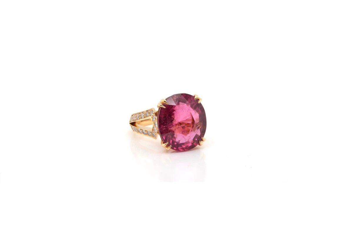 Bague Rubellite Et Diamants En Or Jaune 4 Bague Rubellite Et Diamants En Or Jaune – Image 4