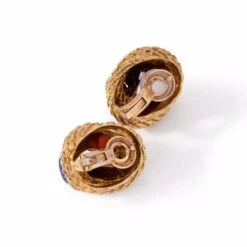 Boucles D'oreilles BOUCHERON "Serpent Bohème" En Or Jaune, Corail Et Lapis Lazuli -Castafiore Boutique boucles doreilles boucheron serpent boheme en or jaune corail et lapis lazuli 392936