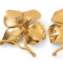 Boucles D'oreilles Clip CLAUDE LALANNE "Hydrangeas" En Bronze Doré -Castafiore Boutique boucles doreilles clip claude lalanne hydrangeas en bronze dore 997025
