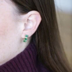 Boucles D'oreilles Clips En Or Jaune, émeraudes Et Diamants -Castafiore Boutique boucles doreilles clips en or jaune emeraudes et diamants 883270