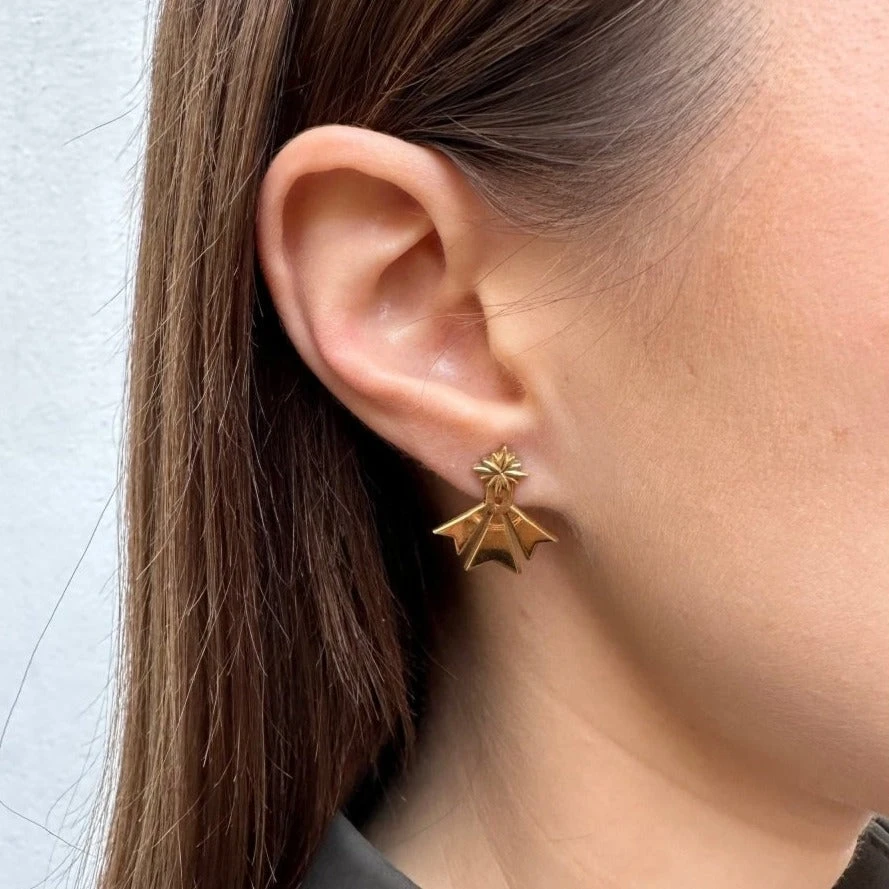 Boucles D'oreilles Clou ARTHUS BERTRAND "Cassiopée" En Or Jaune 2 Boucles D'oreilles Clou ARTHUS BERTRAND "Cassiopée" En Or Jaune – Image 2