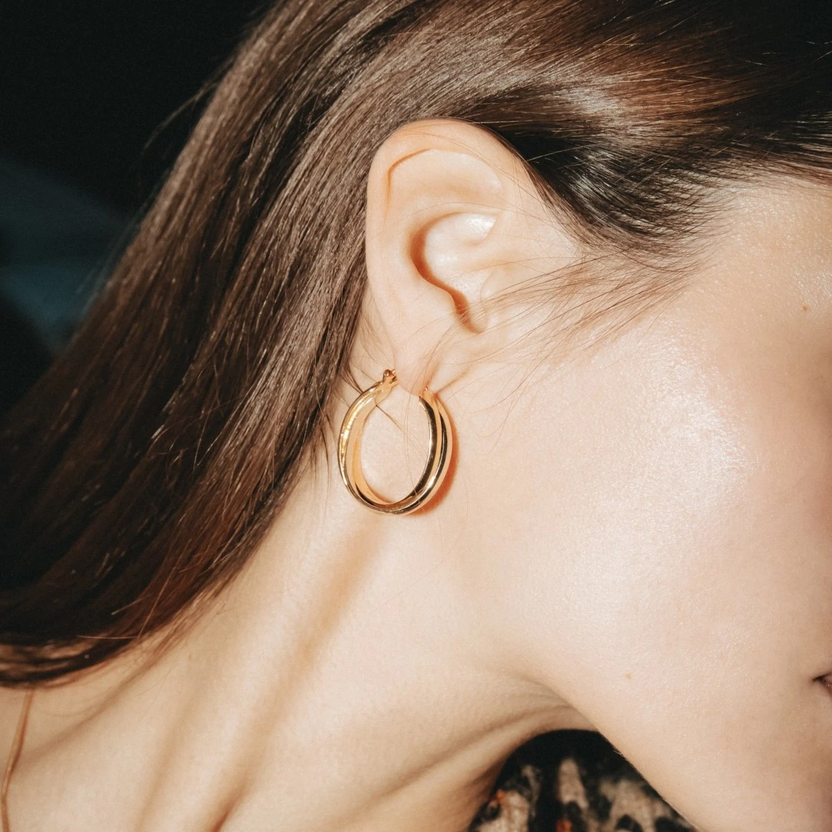 Boucles D'oreilles Créoles CARTIER "Trinity" En 3 Ors 2 Boucles D'oreilles Créoles CARTIER "Trinity" En 3 Ors – Image 2