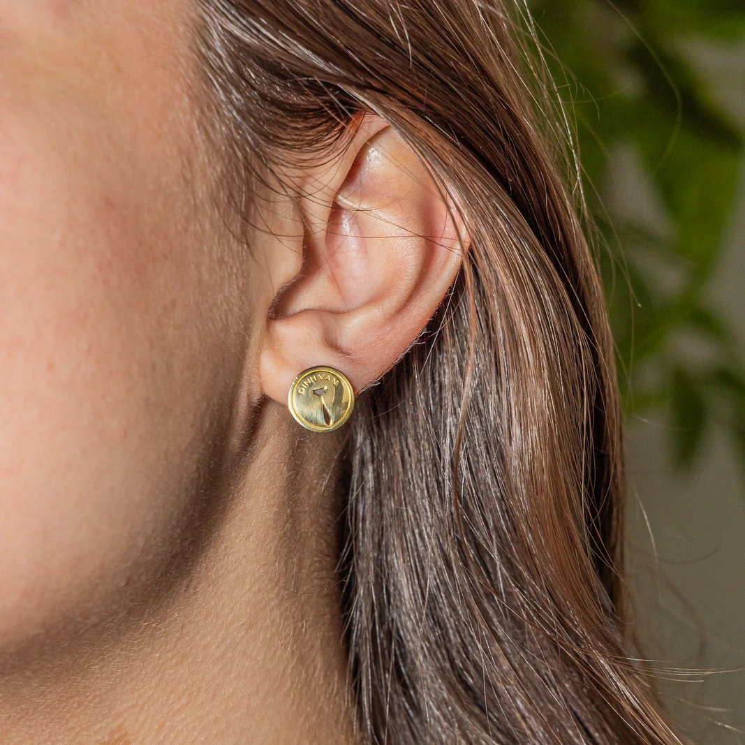 Boucles D'oreilles DINH VAN "Punaise" En Or Jaune 2 Boucles D'oreilles DINH VAN "Punaise" En Or Jaune – Image 2