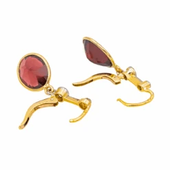 Boucles D'oreilles Dormeuses En Or Jaune, Or Blanc, Platine, Grenats Et Diamants -Castafiore Boutique boucles doreilles dormeuses en or jaune or blanc platine grenats et diamants 925581