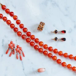 Boucles D'oreilles Pendantes En Or Jaune Et Grenats 7 Boucles D'oreilles Pendantes En Or Jaune Et Grenats -Castafiore Boutique boucles doreilles pendantes en or jaune et grenat 981858