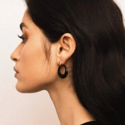 Boucles D'oreilles VAN CLEEF & ARPELS En Or Jaune, Lapis Lazuli, Corail Et Onyx 10 Boucles D'oreilles VAN CLEEF & ARPELS En Or Jaune, Lapis Lazuli, Corail Et Onyx -Castafiore Boutique boucles doreilles van cleef arpels en or jaune lapis lazuli corail et onyx 897960