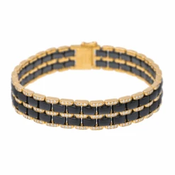 Bracelet CHANEL "Ultra" En Or Rose, Céramique Et Diamants -Castafiore Boutique bracelet chanel ultra en or rose ceramique et diamants 317500