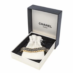 Bracelet CHANEL "Ultra" En Or Rose, Céramique Et Diamants -Castafiore Boutique bracelet chanel ultra en or rose ceramique et diamants 427729