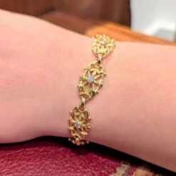 Bracelet Souple En Or Jaune Et Diamants -Castafiore Boutique bracelet en or jaune et diamants 221918