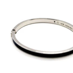 Bracelet Jonc CHAUMET "Liens Evidence", Or Blanc Et Diamants -Castafiore Boutique bracelet jonc chaumet liens evidence or blanc et diamants 796702