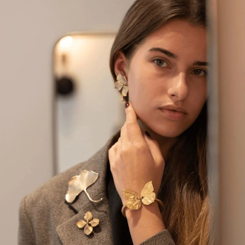 Bracelet Jonc CLAUDE LALANNE "Papillon", En Bronze Doré 9 Bracelet Jonc CLAUDE LALANNE "Papillon", En Bronze Doré – Image 9