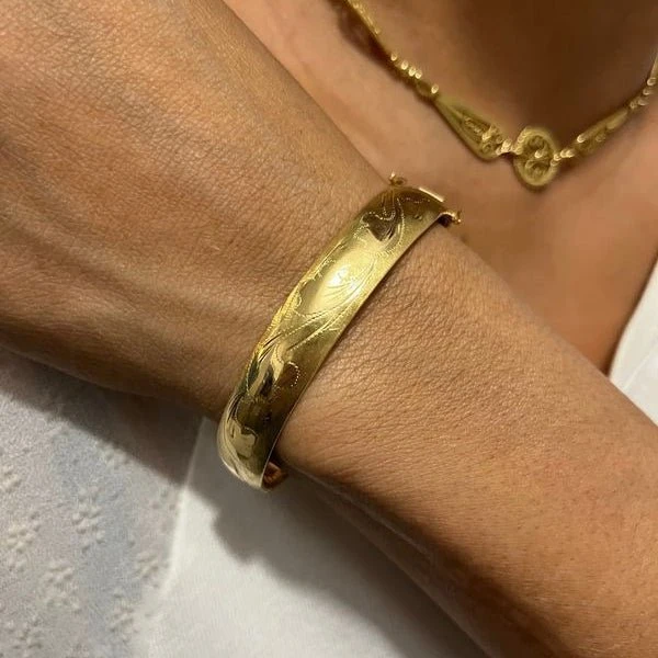 Bracelet Jonc Ouvrant Ancien En Or Jaune 2 Bracelet Jonc Ouvrant Ancien En Or Jaune – Image 2