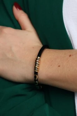 Bracelet Jonc En Or Jaune Et émail Noir 9 Bracelet Jonc En Or Jaune Et émail Noir -Castafiore Boutique bracelet jonc en or jaune et email noir 811747