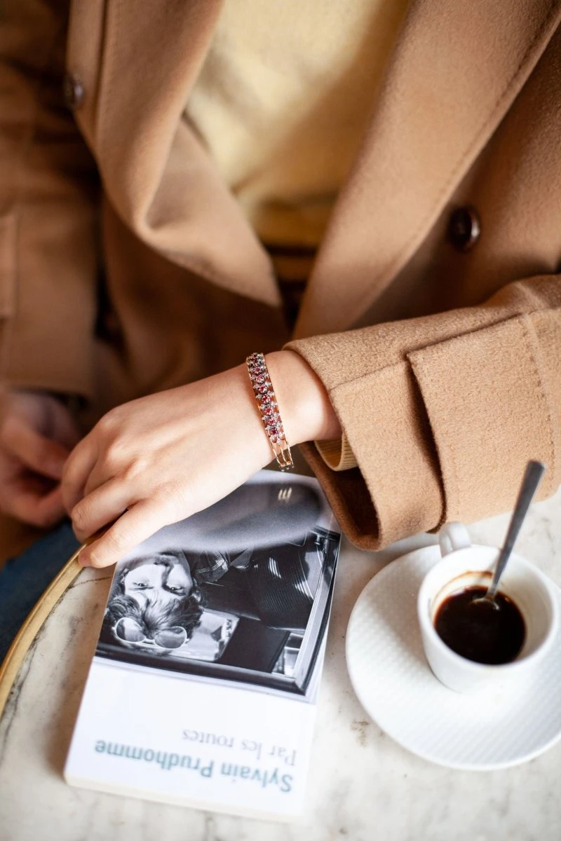 Bracelet Jonc En Or Rose, Argent, Grenats Et Diamants 2 Bracelet Jonc En Or Rose, Argent, Grenats Et Diamants – Image 2