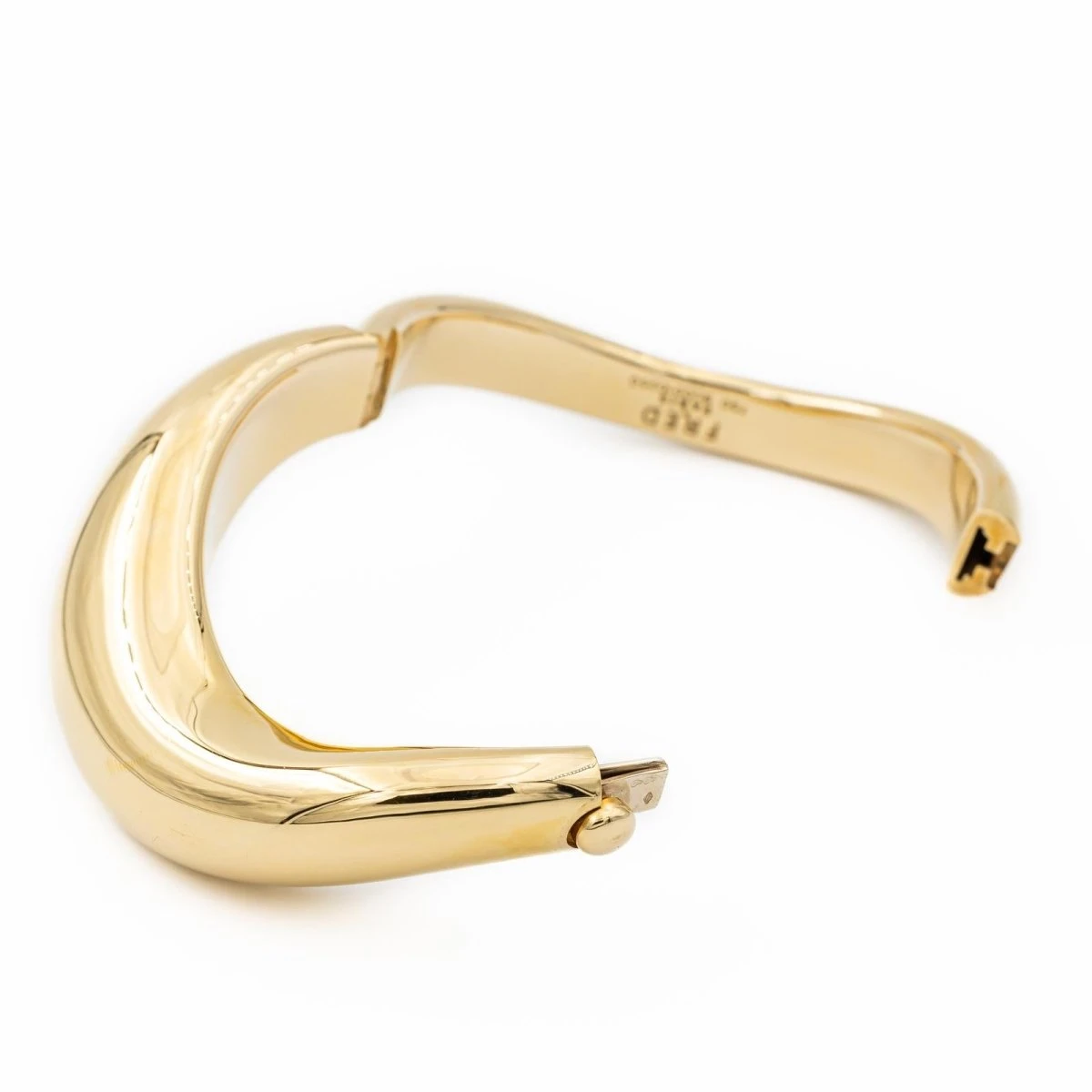 Bracelet Jonc FRED Mouvementé En Or Jaune 6 Bracelet Jonc FRED Mouvementé En Or Jaune – Image 6