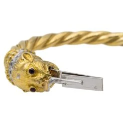 Bracelet Jonc Lions En Or Jaune Et Diamants -Castafiore Boutique bracelet jonc lions en or jaune et diamants 932774