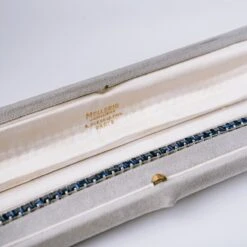 Bracelet Ligne De Saphirs MELLERIO En Platine -Castafiore Boutique bracelet ligne de saphirs mellerio en platine 871848
