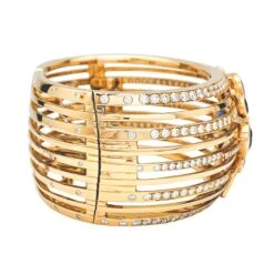 Miller Bracelet Manchette CHANEL , "San Marco" Or Rose, Diamants Et Spinelles -Castafiore Boutique bracelet manchette chanel san marco or rose diamants et spinelles 261892