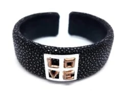 Bracelet Manchette En 2 Ors Et Galuchat Noir -Castafiore Boutique bracelet manchette love en 2 ors et galuchat noir 579731