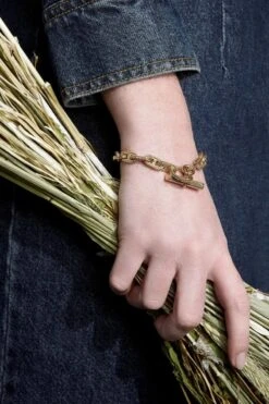 Bracelet Or Chaîne D'ancre Hermès Par Georges Lenfant -Castafiore Boutique bracelet or chaine dancre hermes par georges lenfant 654478