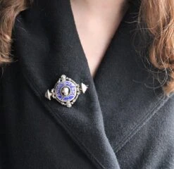 Broche Camée En Clip En émail -Castafiore Boutique broche camee en clip en email 123925