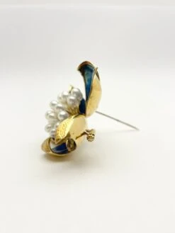 Broche En Or Avec Perles De Culture Et émail -Castafiore Boutique broche en or avec perles de culture et email 223493