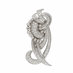 Broche En Or Gris, Platine Et Diamant